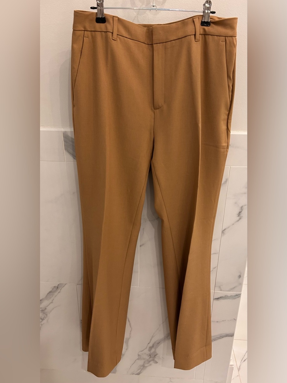 Banana Republic Tailored bootcut Dress Pants in Camel
